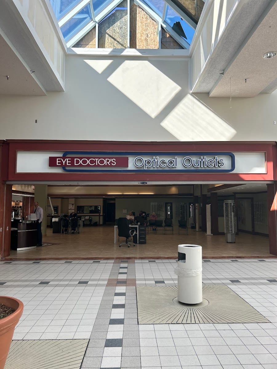 Optical Outlets, photo 2