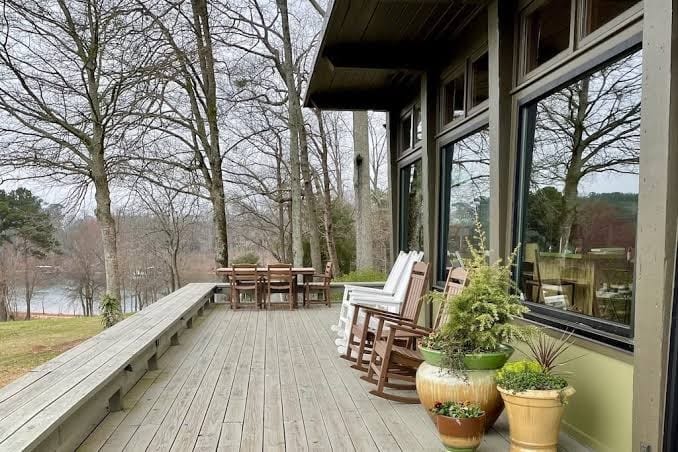 Lakefront Escape: Game Room & Private Dock, photo 2