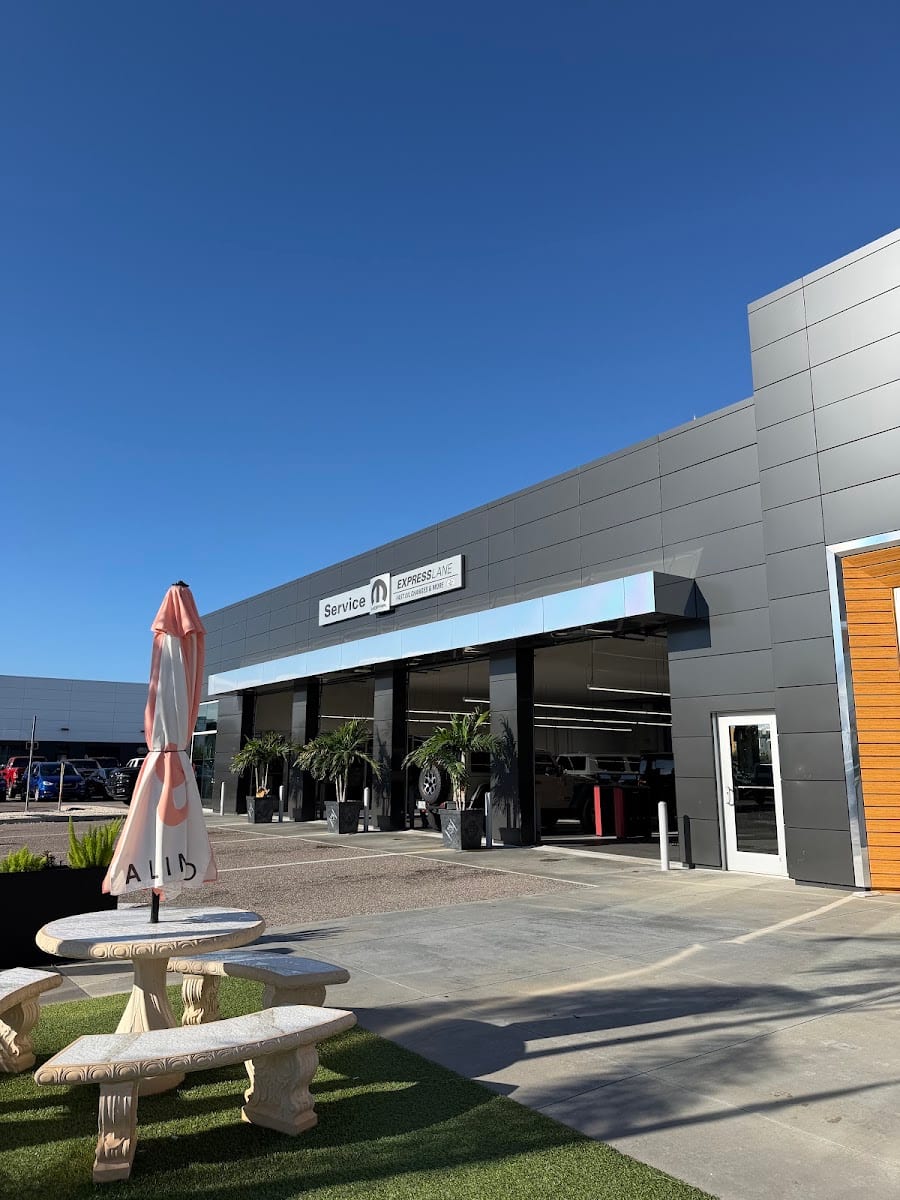 Jerry Ulm Chrysler Dodge Jeep Ram Service Center