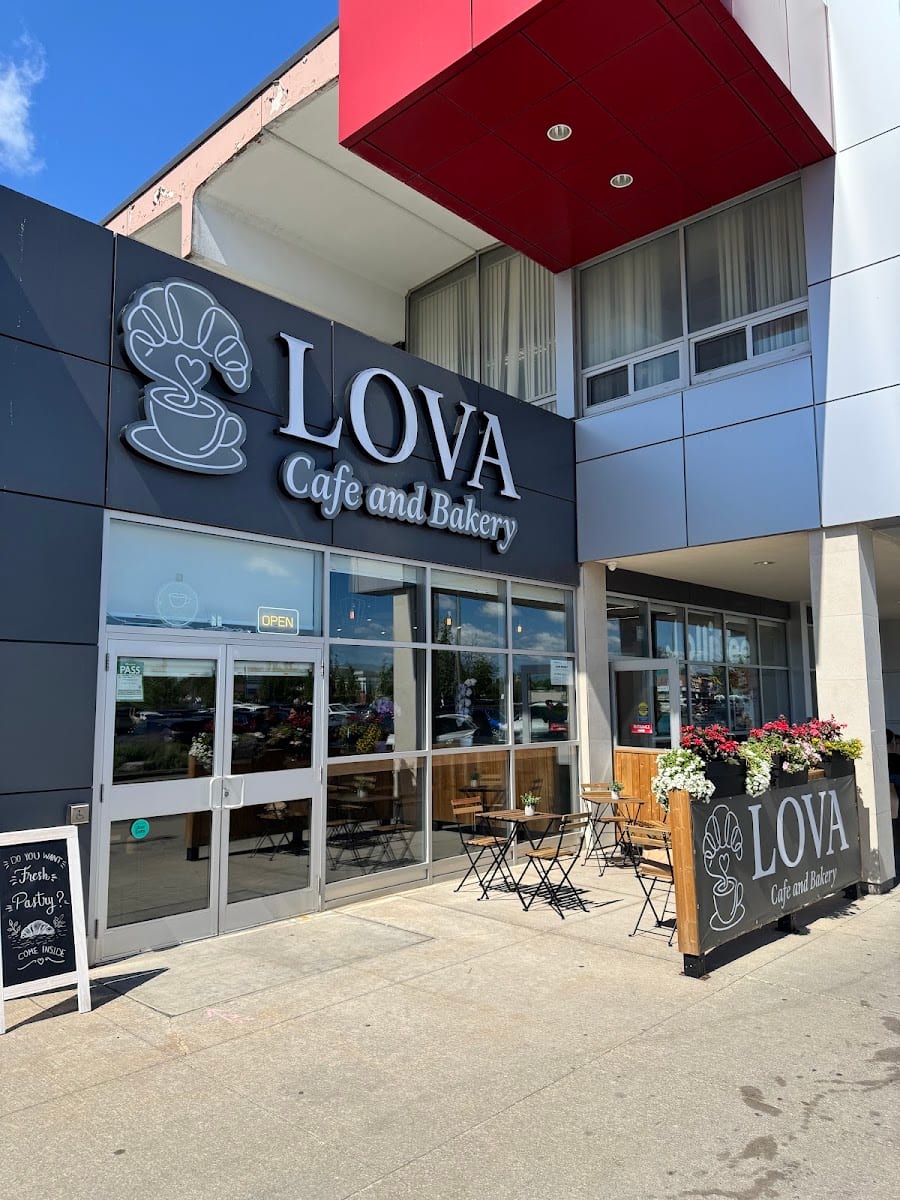 LOVA Cafe and Bakery/coffee shop
