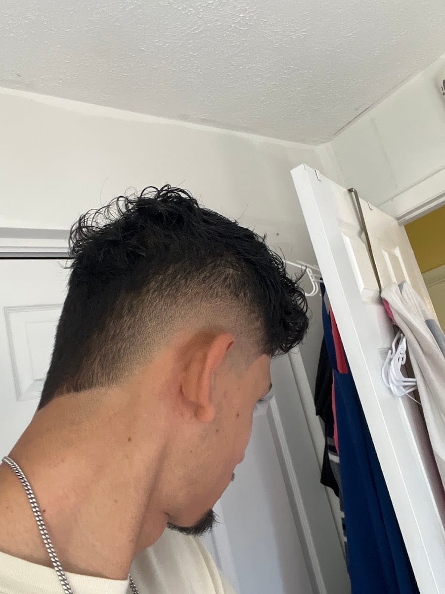 97 BLNDS Barbershop