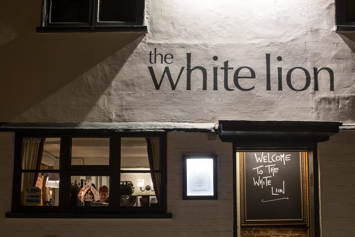 The White Lion, photo 2