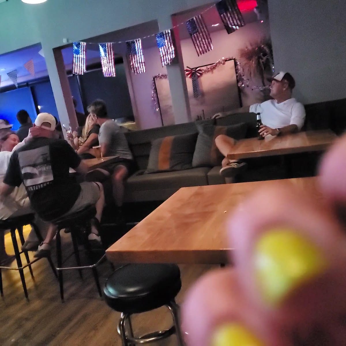 The Cliffs Bar, photo 2