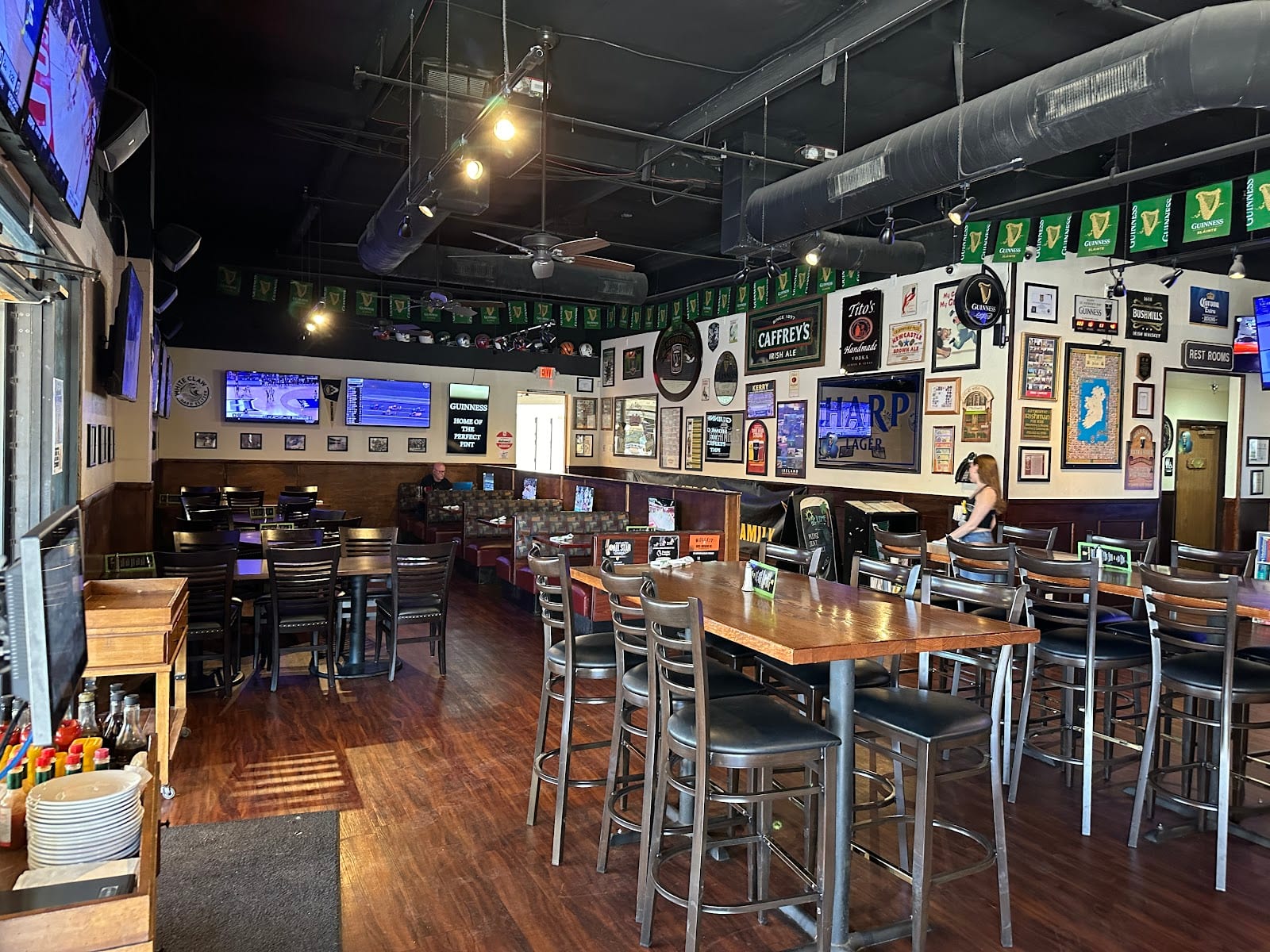R.T. O'Sullivan's Sports Grill, photo 3