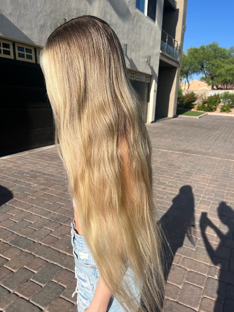 Nina (Blondeslovebalayage), photo 2