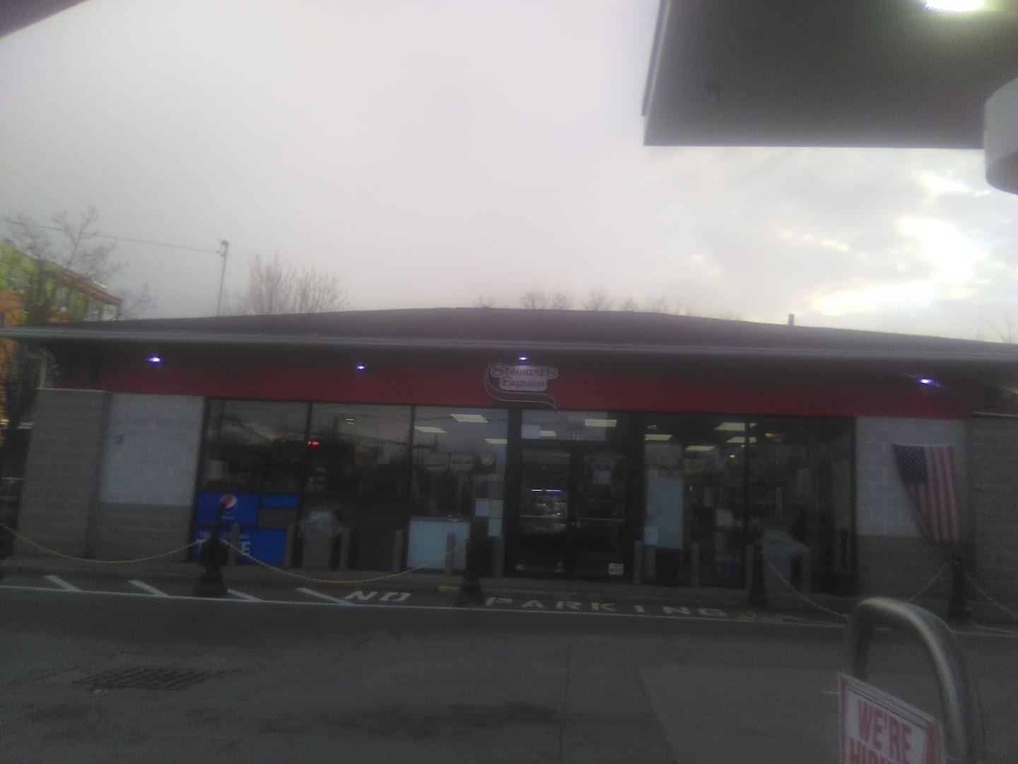 Stewart's Express, photo 3