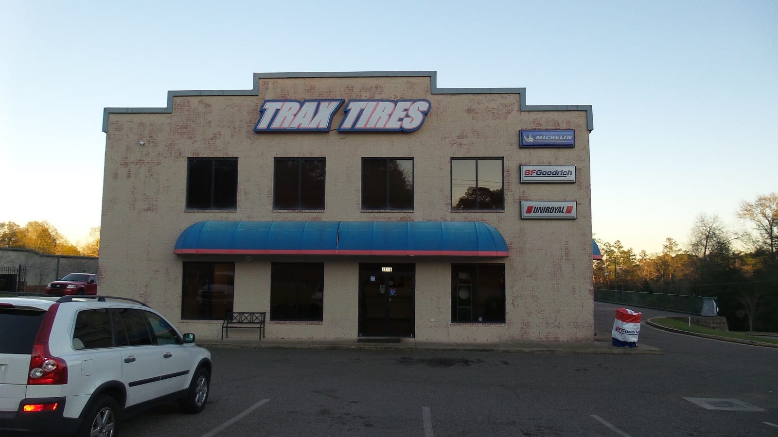 Mavis Tires & Brakes, photo 3