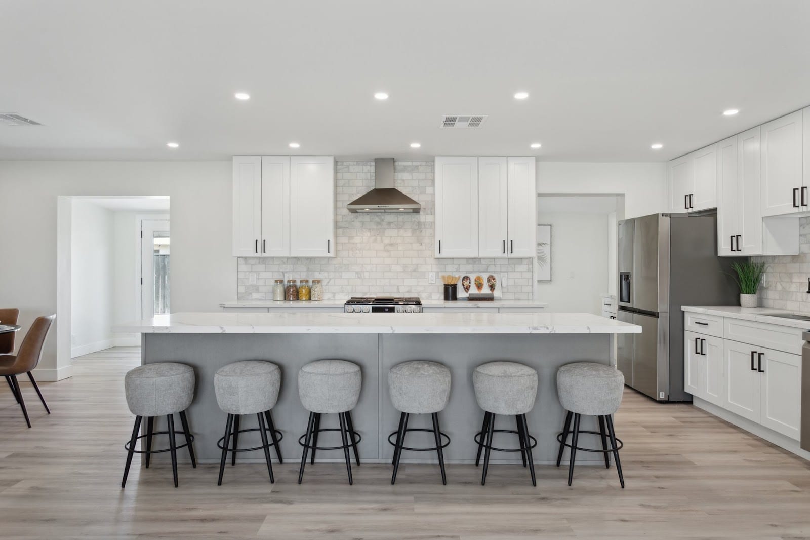 Theresa Krakauer, Russ Lyon Sotheby's International Realty, Realtor
