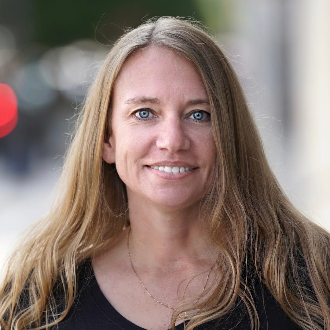Mia Tasker-Realtor RE/MAX Perrett Associates, photo 2