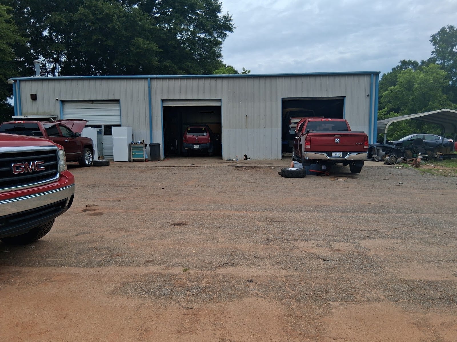 Paredes Auto Shop, photo 3