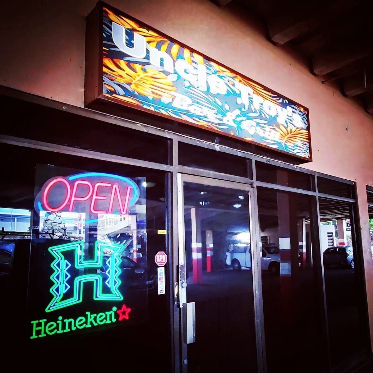 Uncle Troy's Bar and Grill, photo 2