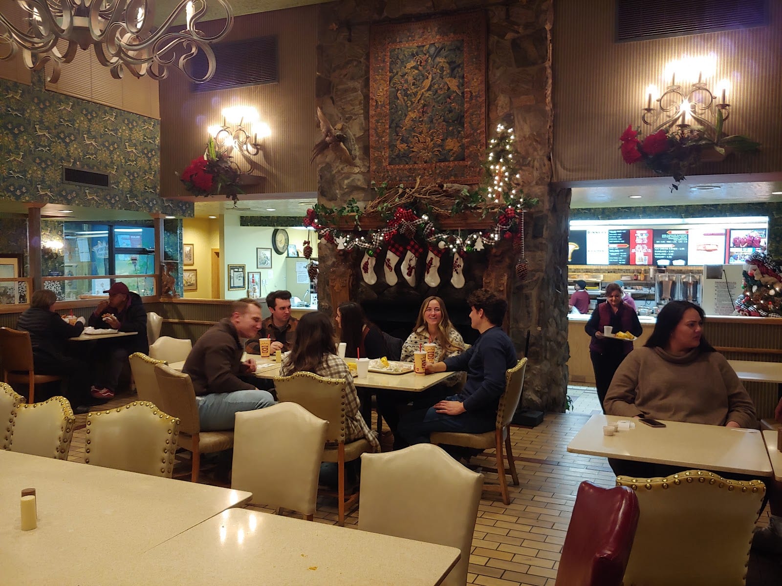 Crown Burgers, photo 2
