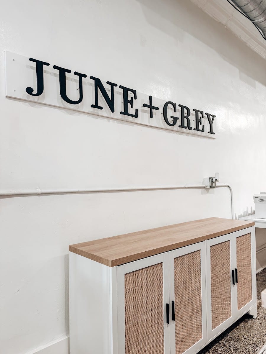 June+Grey, photo 3