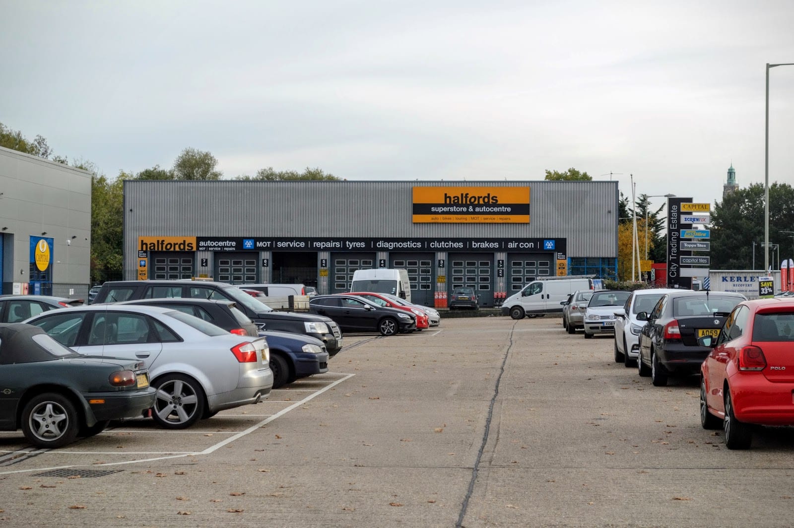 Halfords Autocentre Norwich (Barker Street), photo 2