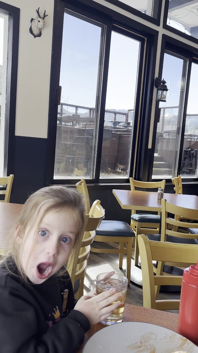 Antlers Rooftop Tavern, photo 4