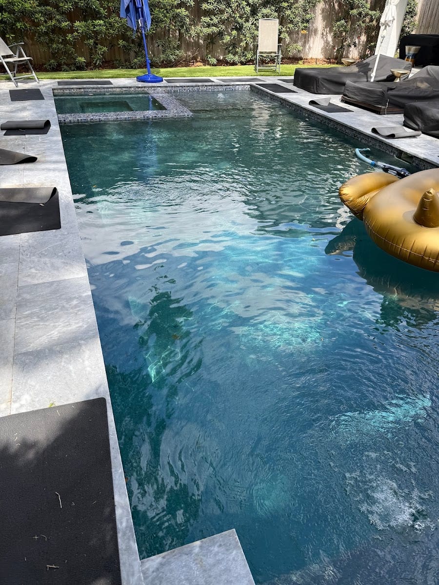 Island Breeze Pool Service LLC