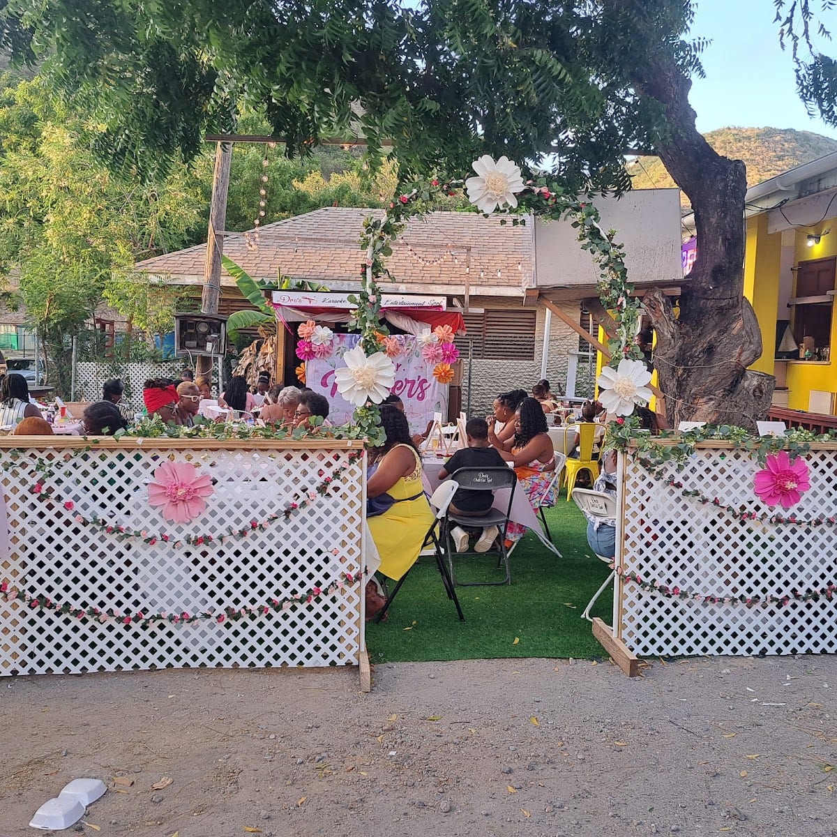 Dre’s Chill Out Spot, photo 3
