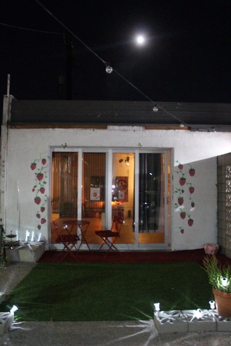 Pink Hour Pilates - Strawberry Studio, photo 2