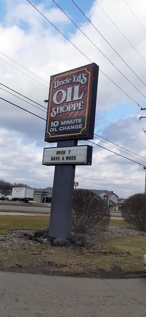 Uncle Ed's Oil Shoppe, photo 3
