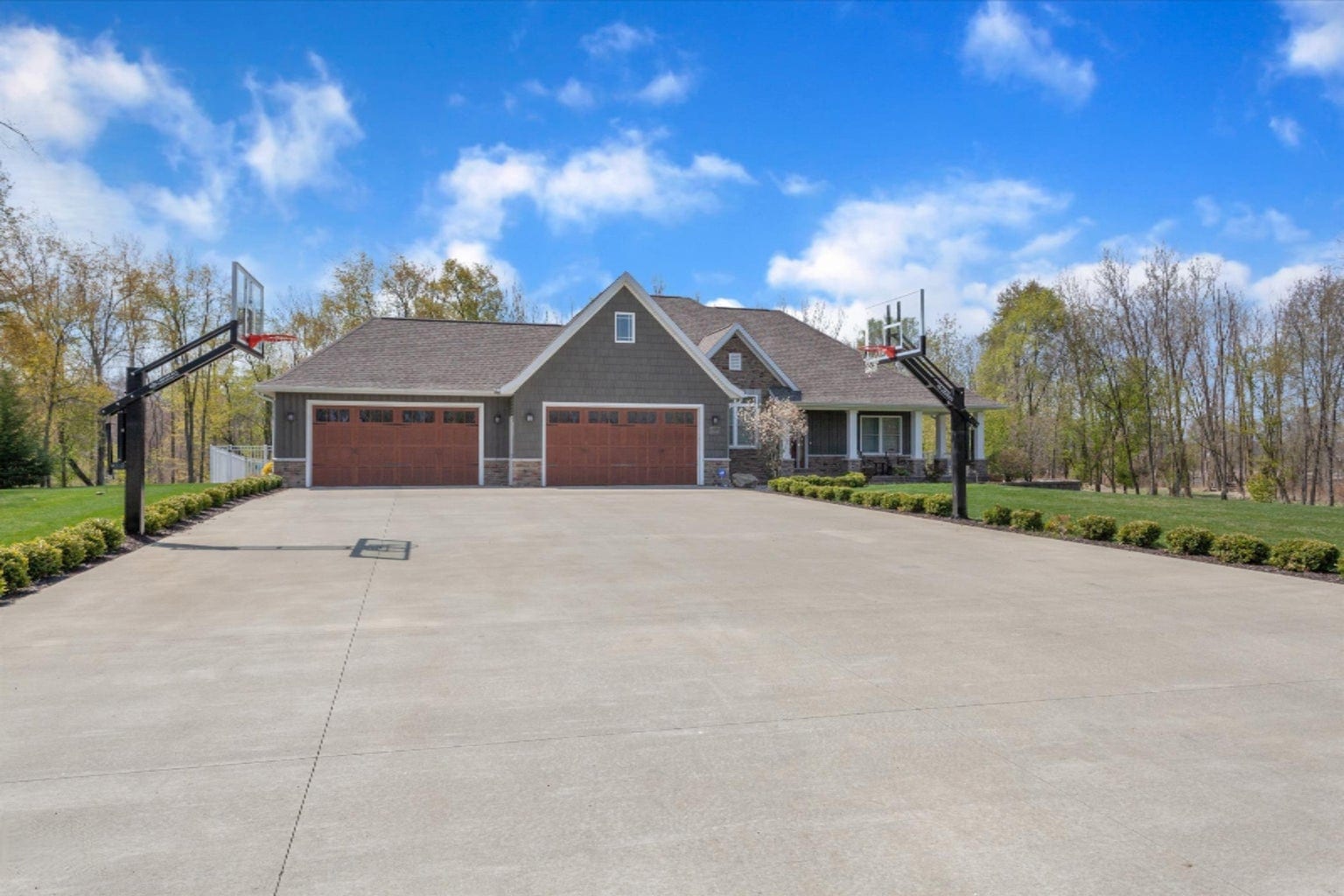 Kaciana Champlin at RE/MAX, photo 4