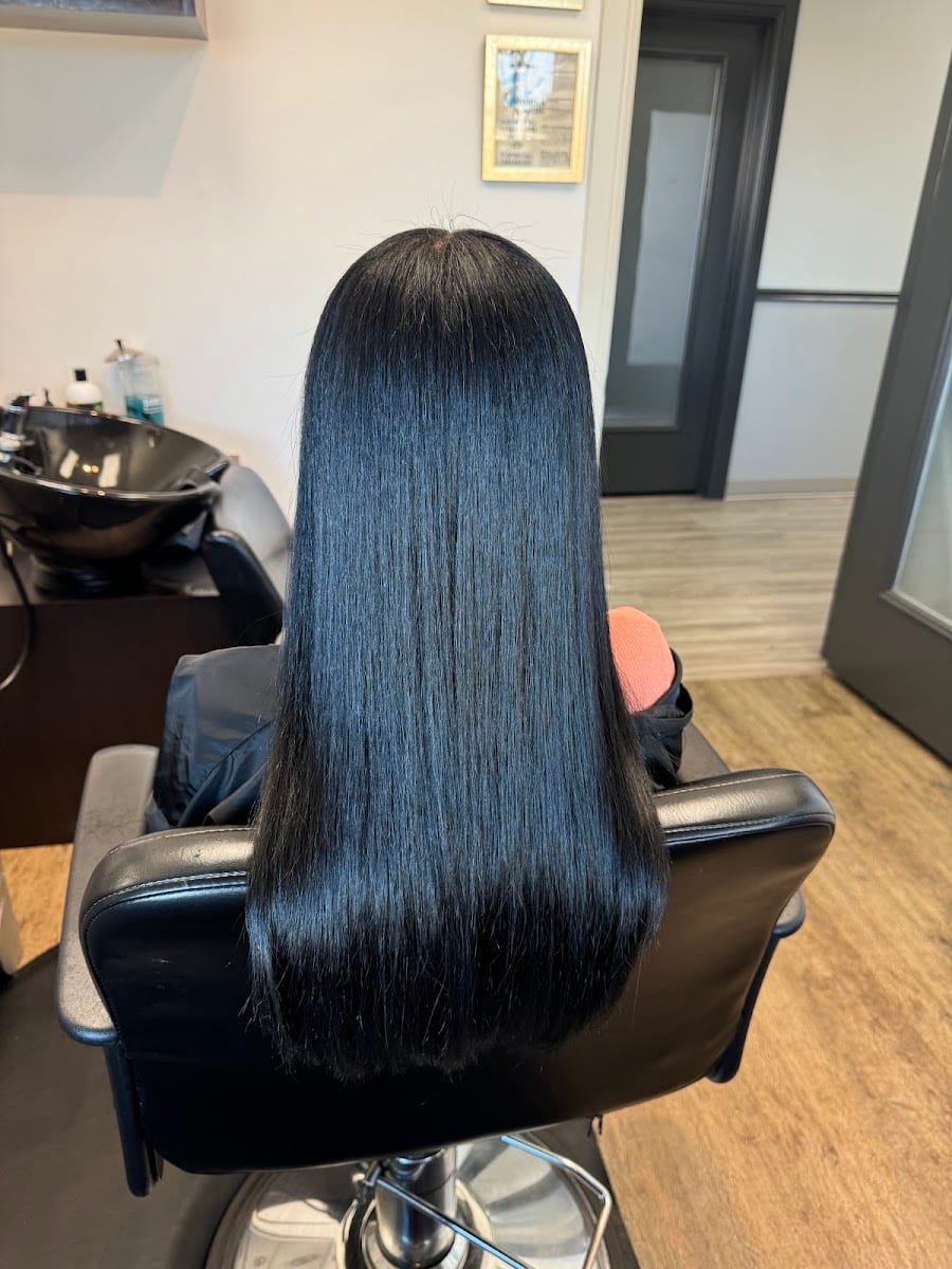 Aligned Ashanti Beauty Salon