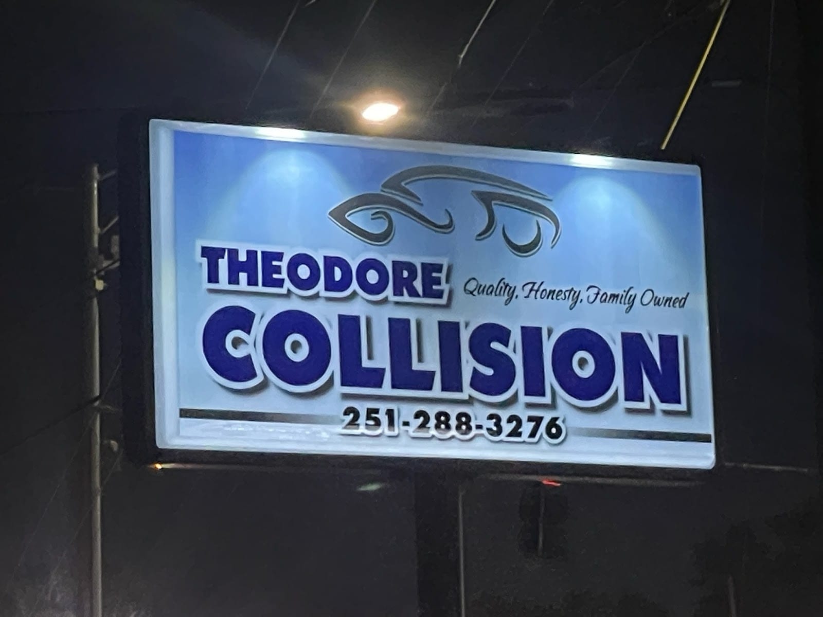 Theodore Collision, photo 4