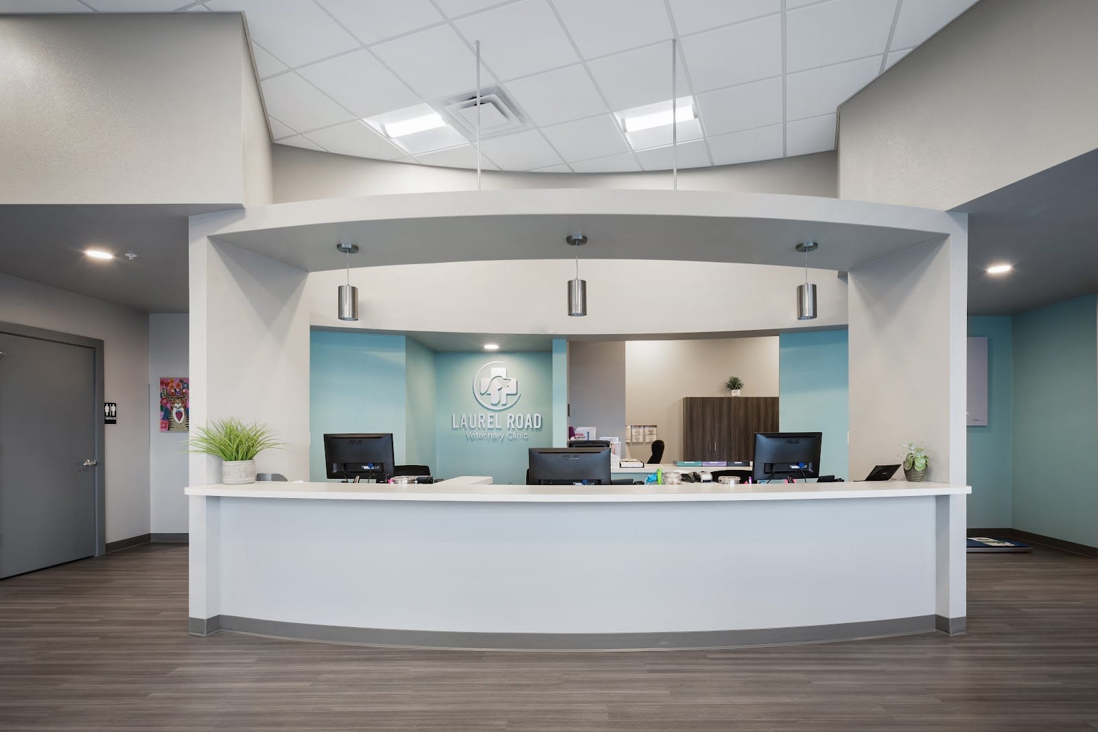 Laurel Road Veterinary Clinic