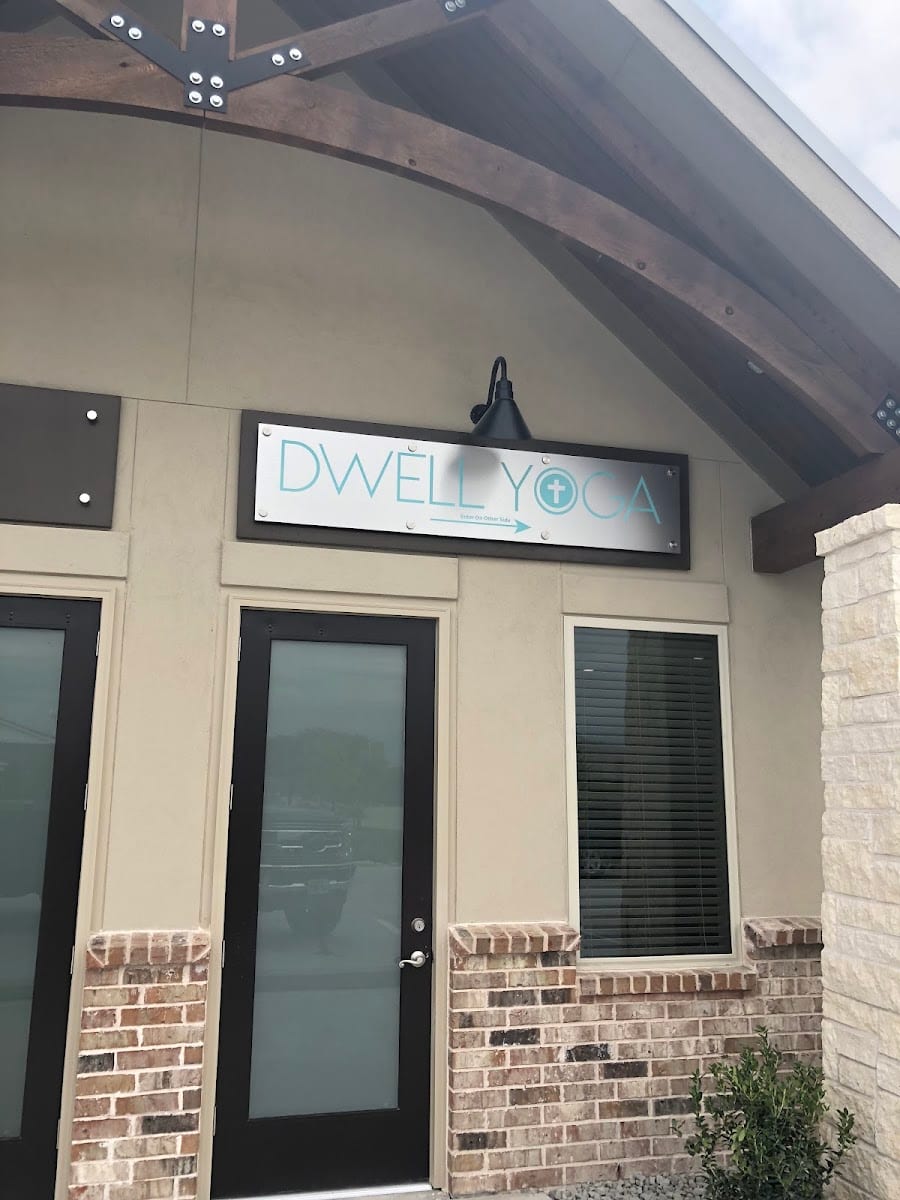 Dwell Yoga, photo 3