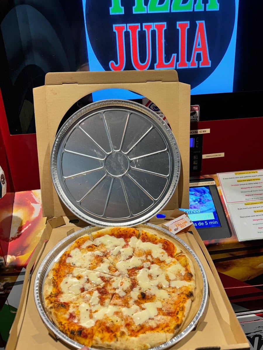 Pizza Julia Distributeur 24/24 7J/7, photo 3