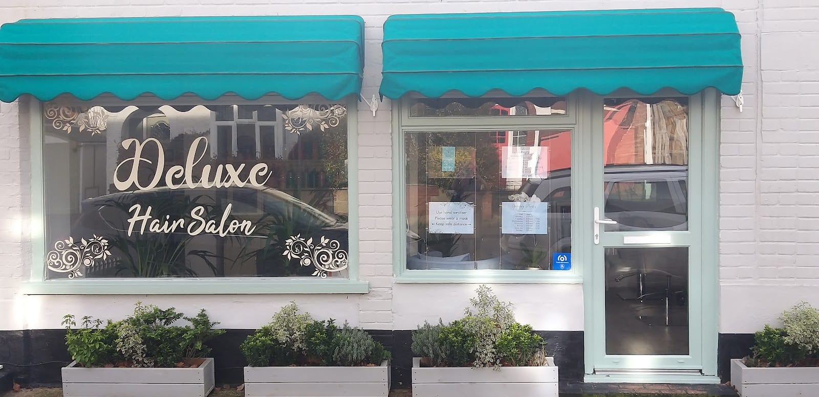 Deluxe Hair salon