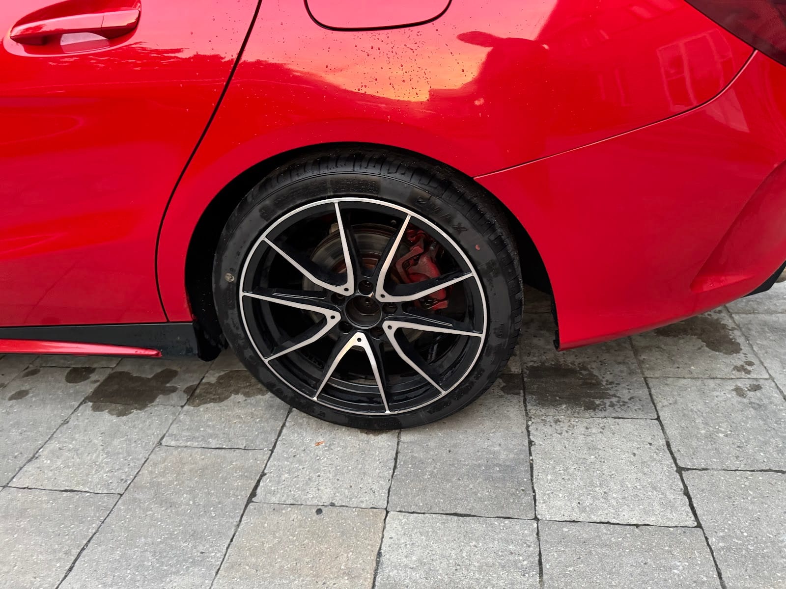 Mad Tire, photo 3