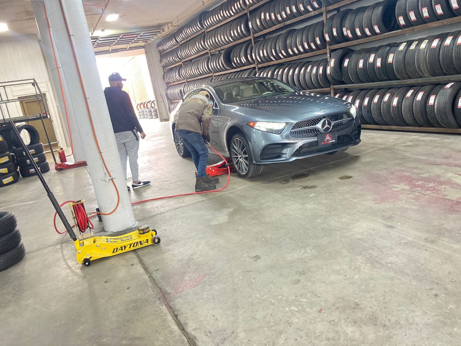 Sebastian Tire Shop And Road Side Assistance