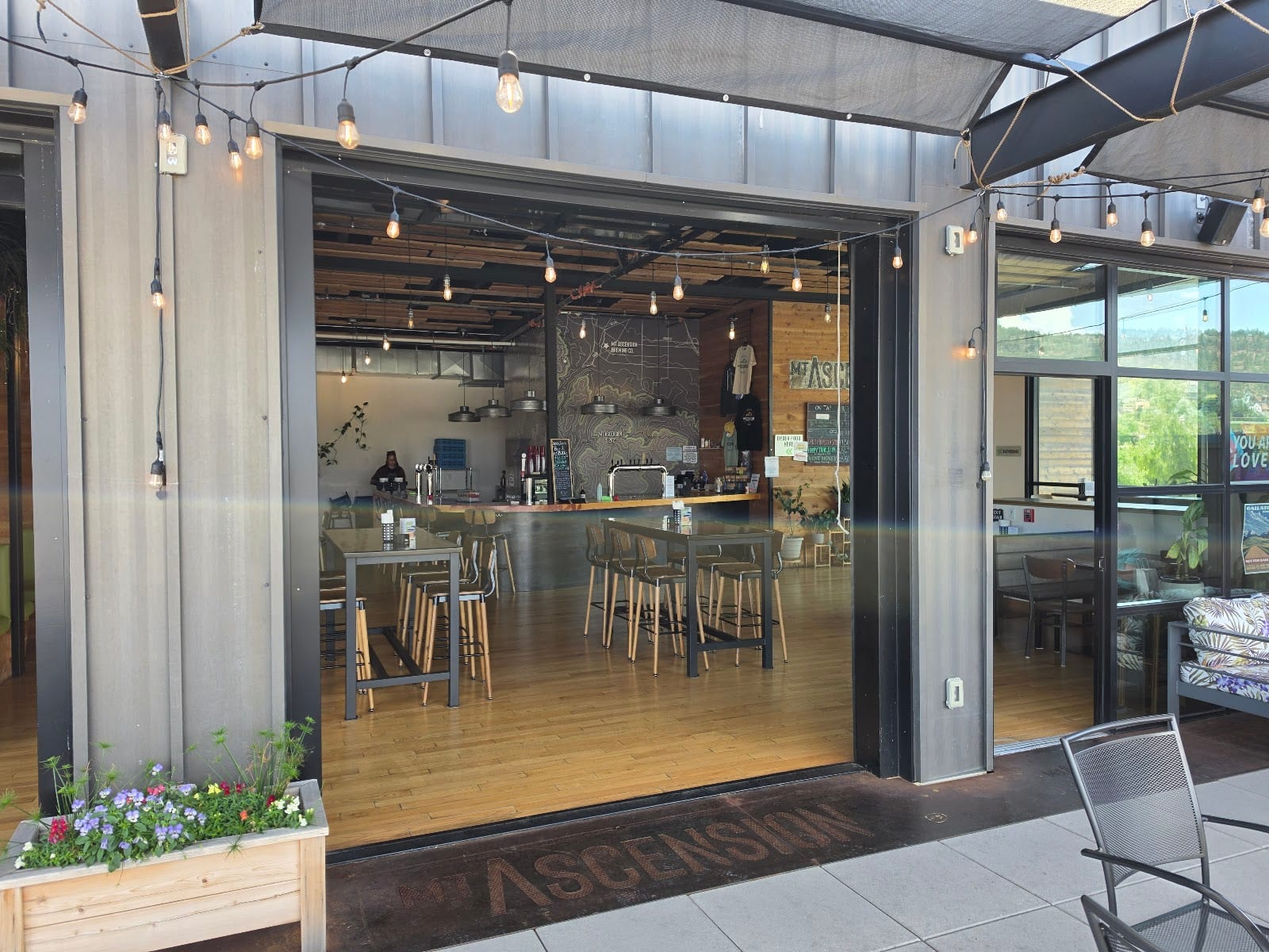 Mt Ascension Gastropub, photo 2