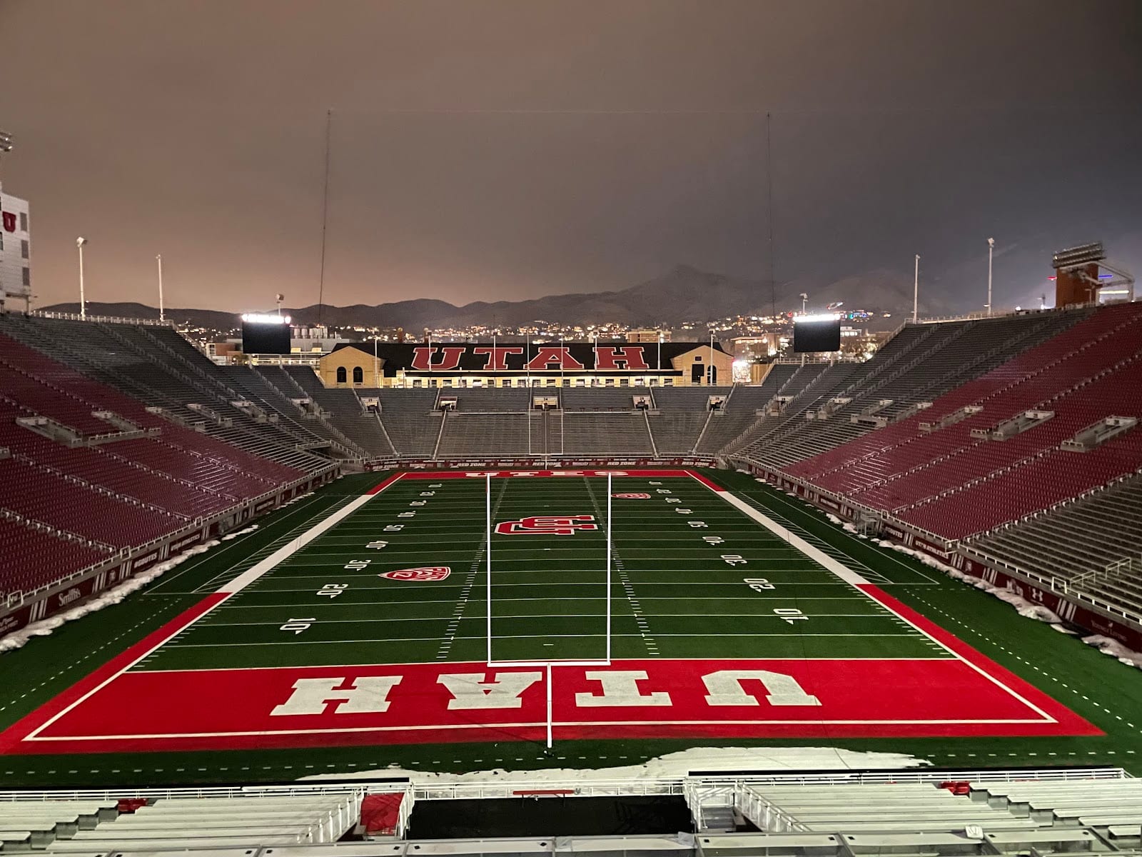 Ken Garff University Club at Rice-Eccles Stadium