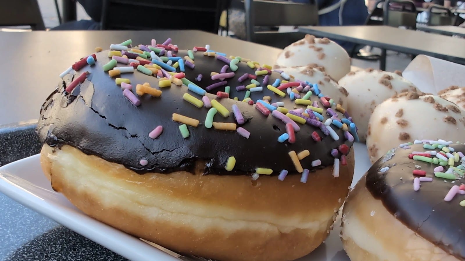 Krispy Kreme - CC Saint Lazare, photo 3