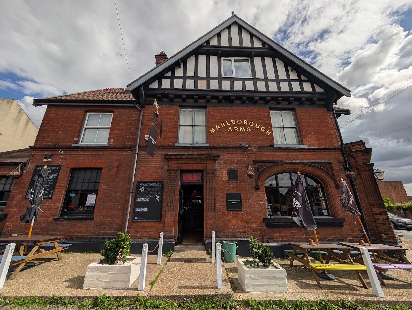 Marlborough Arms, photo 3