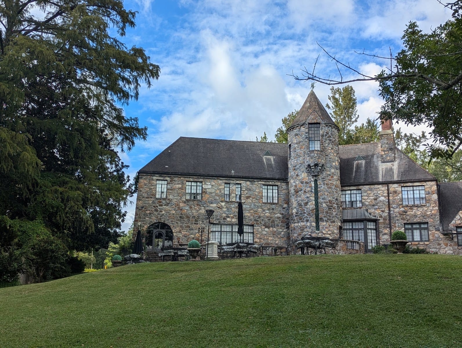 The Castle on Stagecoach