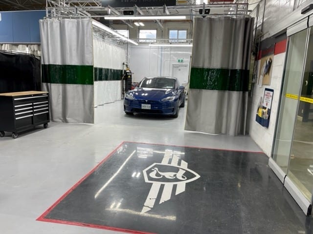 Leons Auto Body