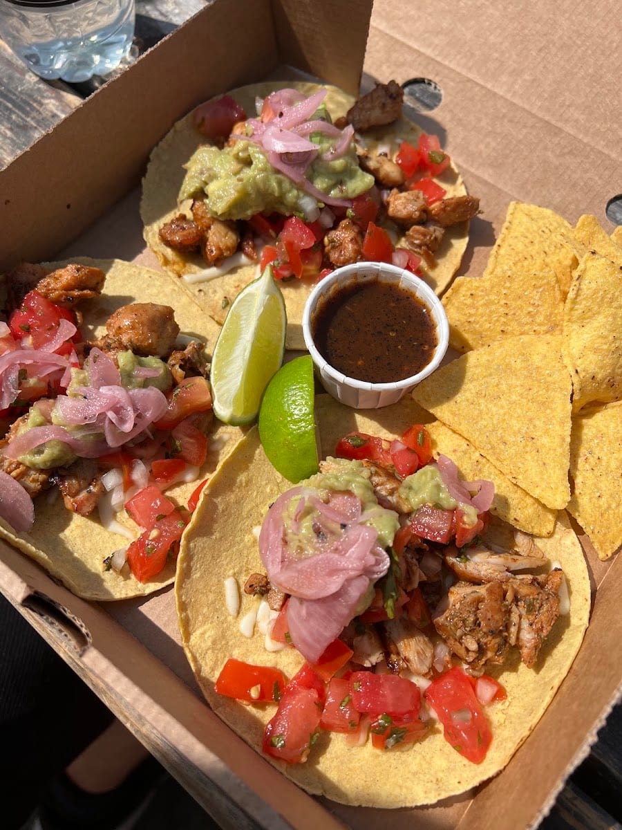 Hola Guacamole, photo 4