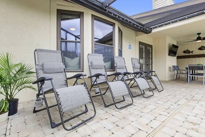 Heated Private Pool! Recently Updated! Well Stocked Property! Mins to Beach, photo 2