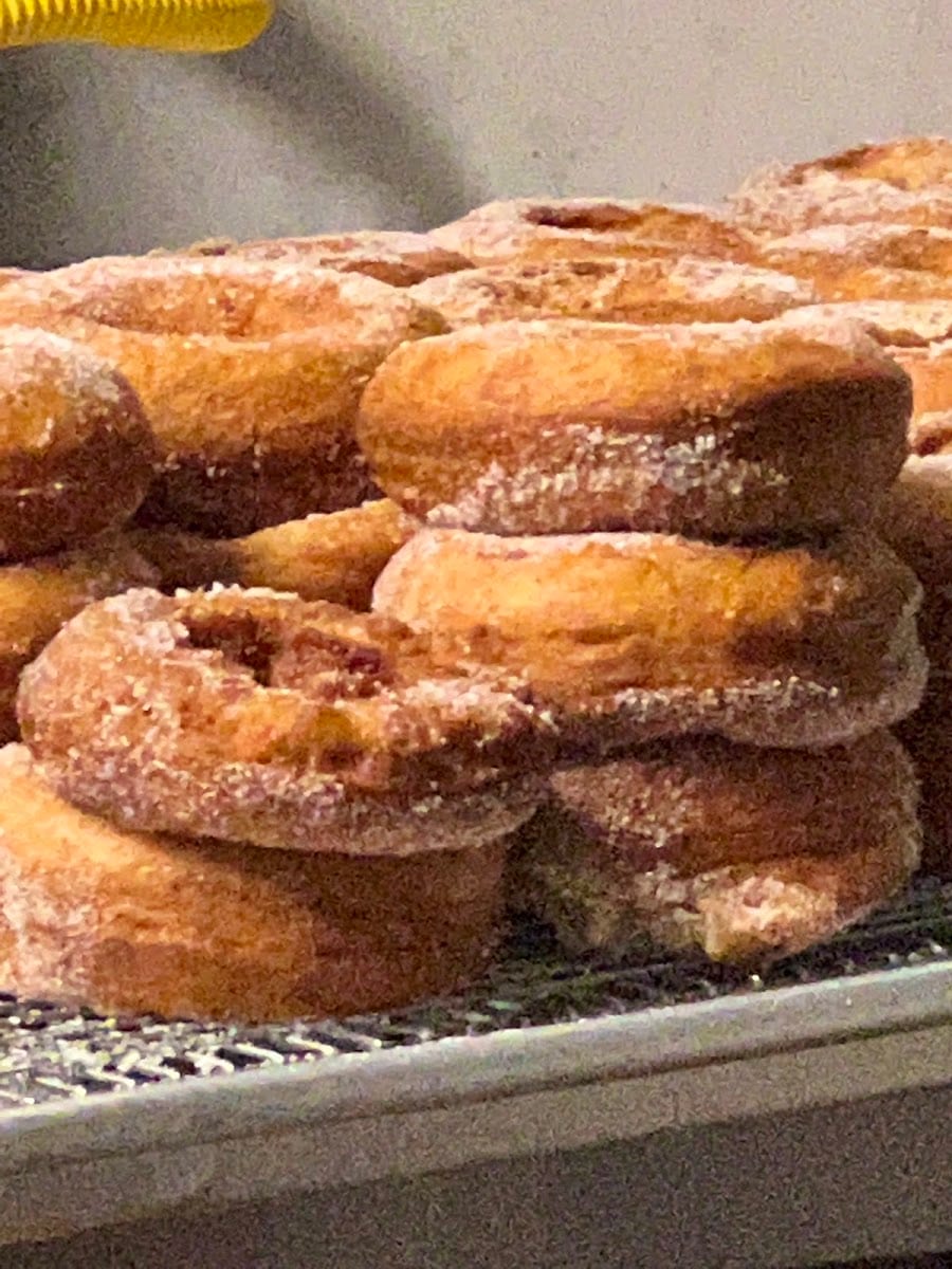 Duke’s Donuts, photo 2