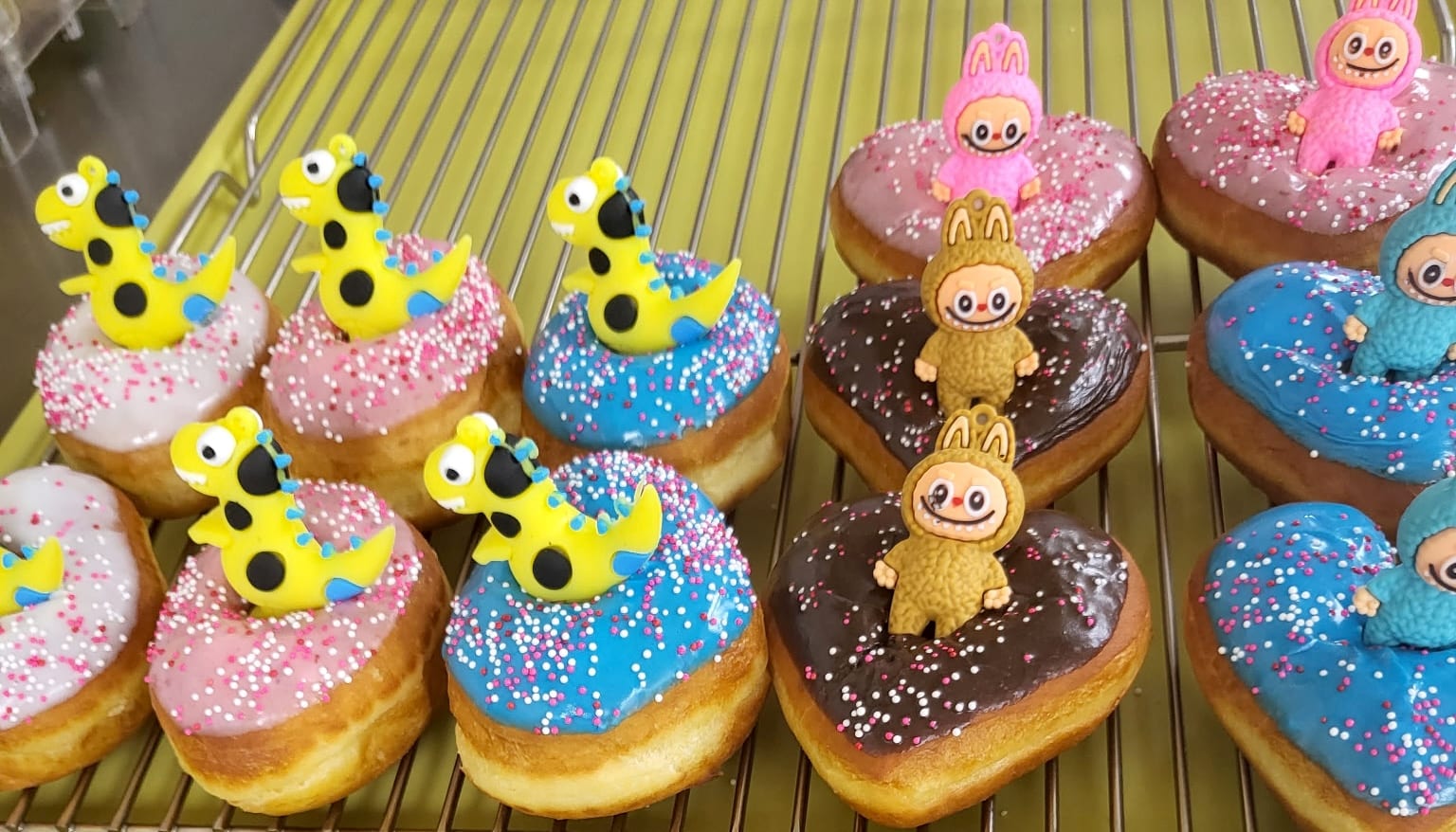 Mama Donuts