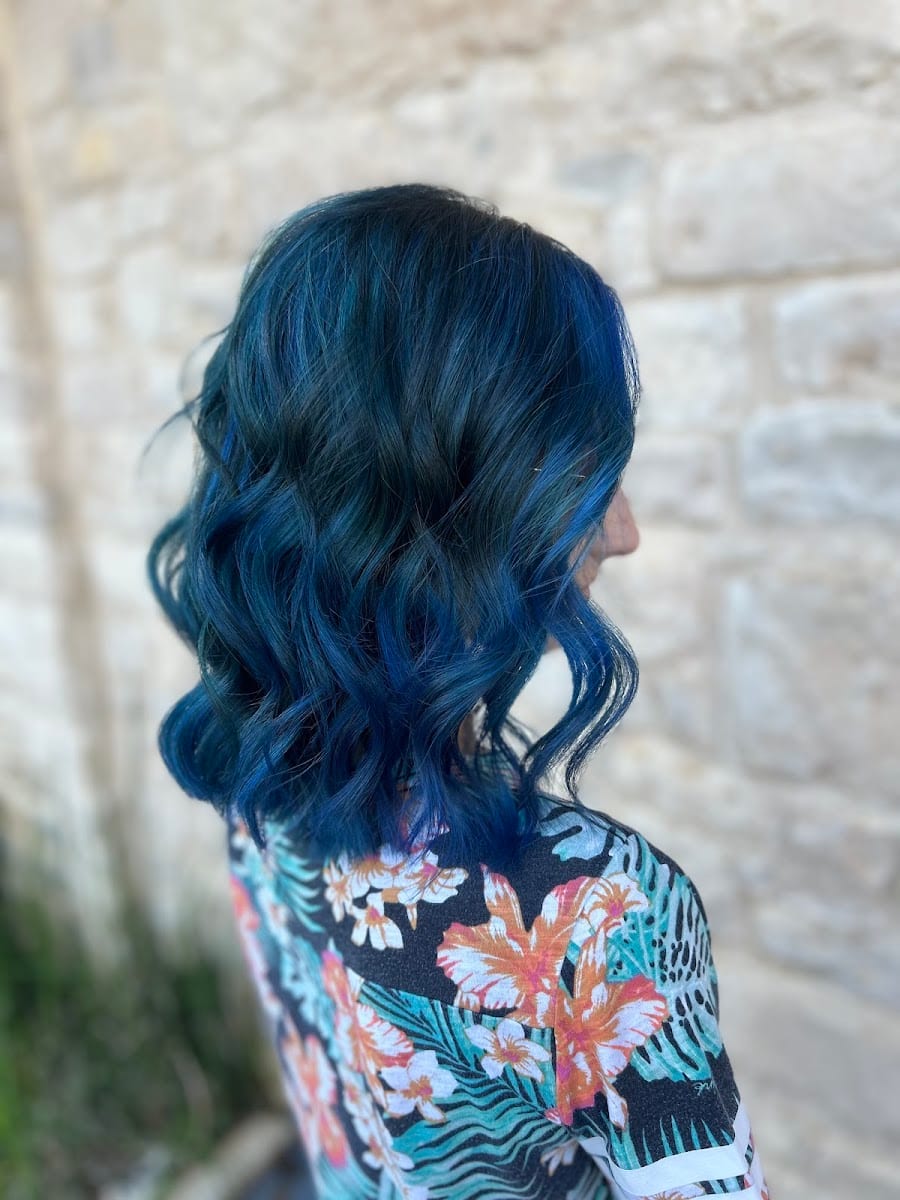Hair by Keri Daniels (Bespoke Beauty)