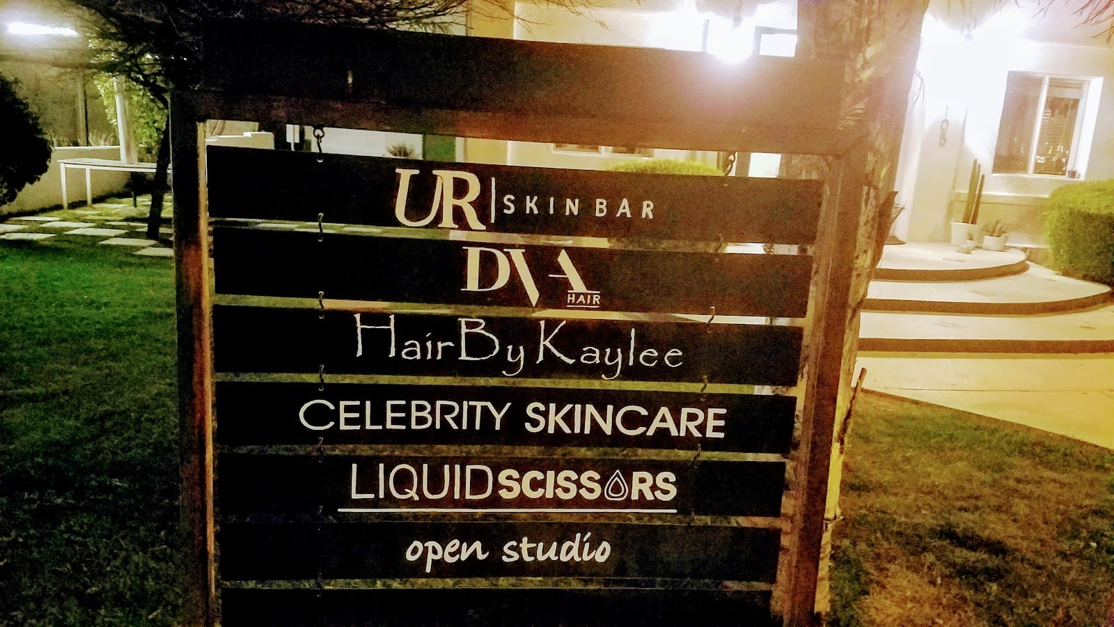 White House Salon Boutiques, photo 3