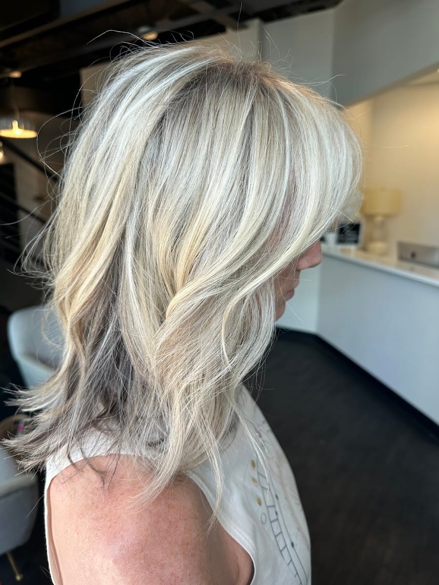Carissa.Does.HAIR, photo 4