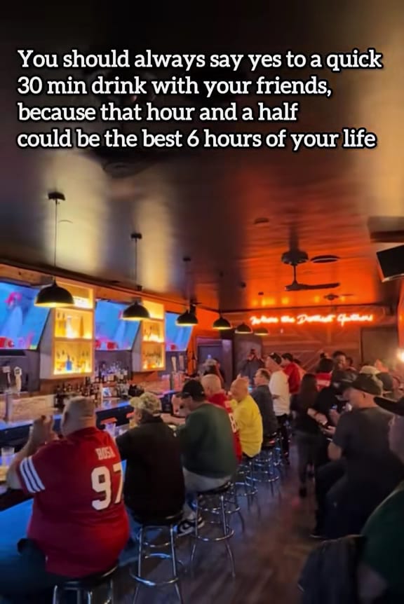 The District Sunset Bar, photo 4