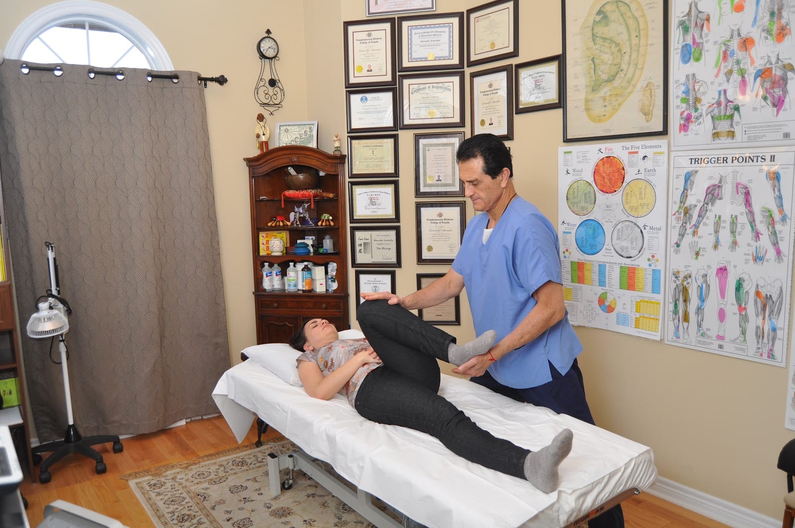 ArtLine Holistic Centre, Osteopathy, Massage, Acupuncture