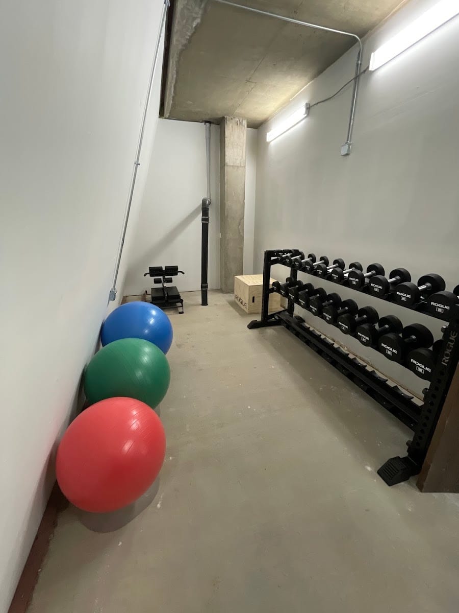 School of Movement PT, photo 4