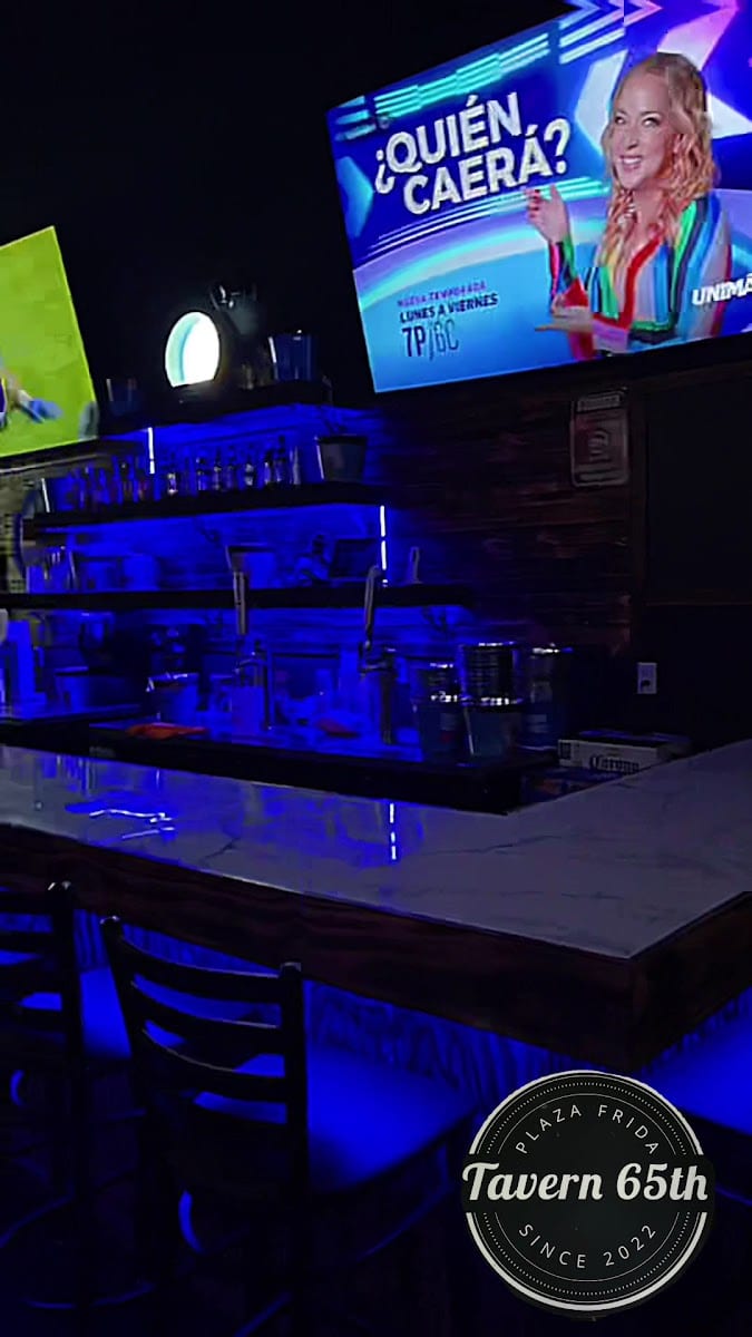 Tavern 65th, photo 2