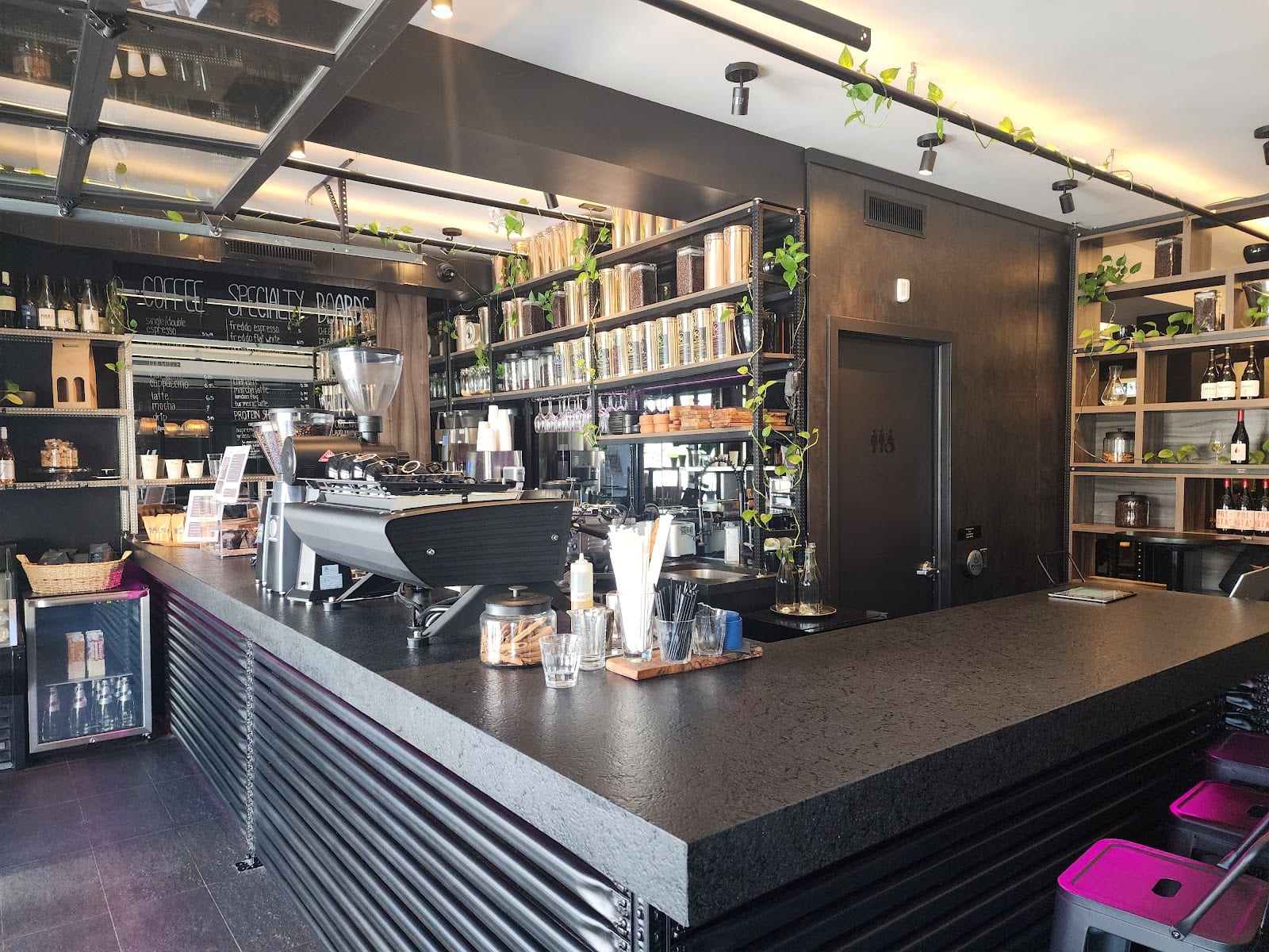 KX Coffee & Wine Bar, photo 4